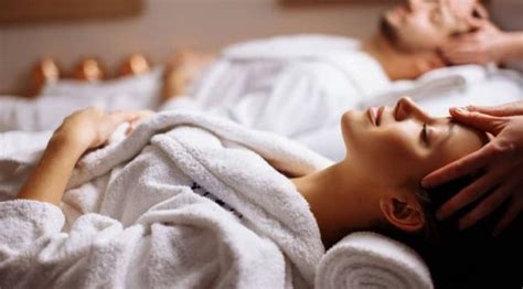 Massage sensuel complet du corps Massage sexuel Lyss